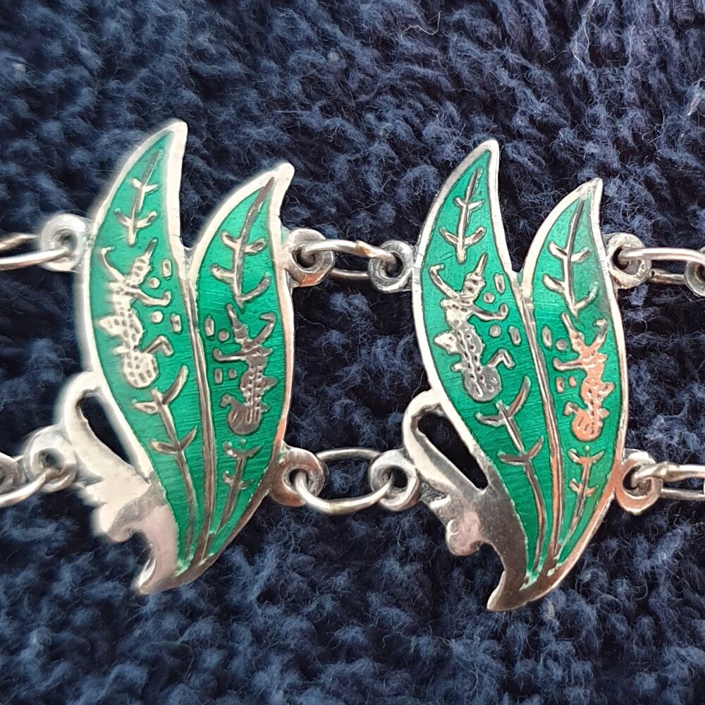 Rare Vintage Siam Sterling Silver Vibrant Green Enamel Leaf & Dancer Bracelet